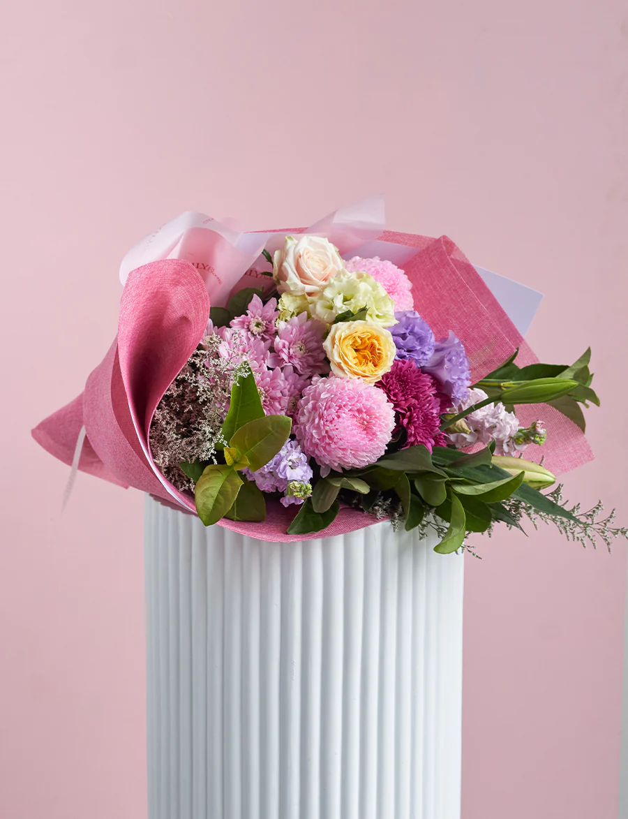 Radiant Luxe Bouquet - Image 3